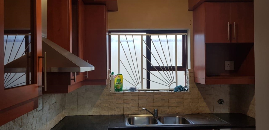 To Let 3 Bedroom Property for Rent in Parklands Western Cape